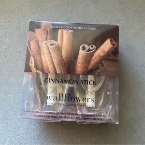3/$20 item. Bath and body works 2 pack wallflower refills. Cinnamon sticks
